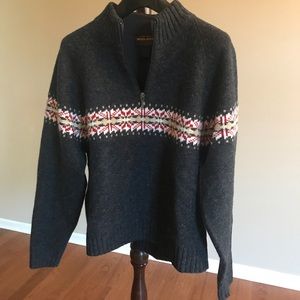 100% lambs wool sweater